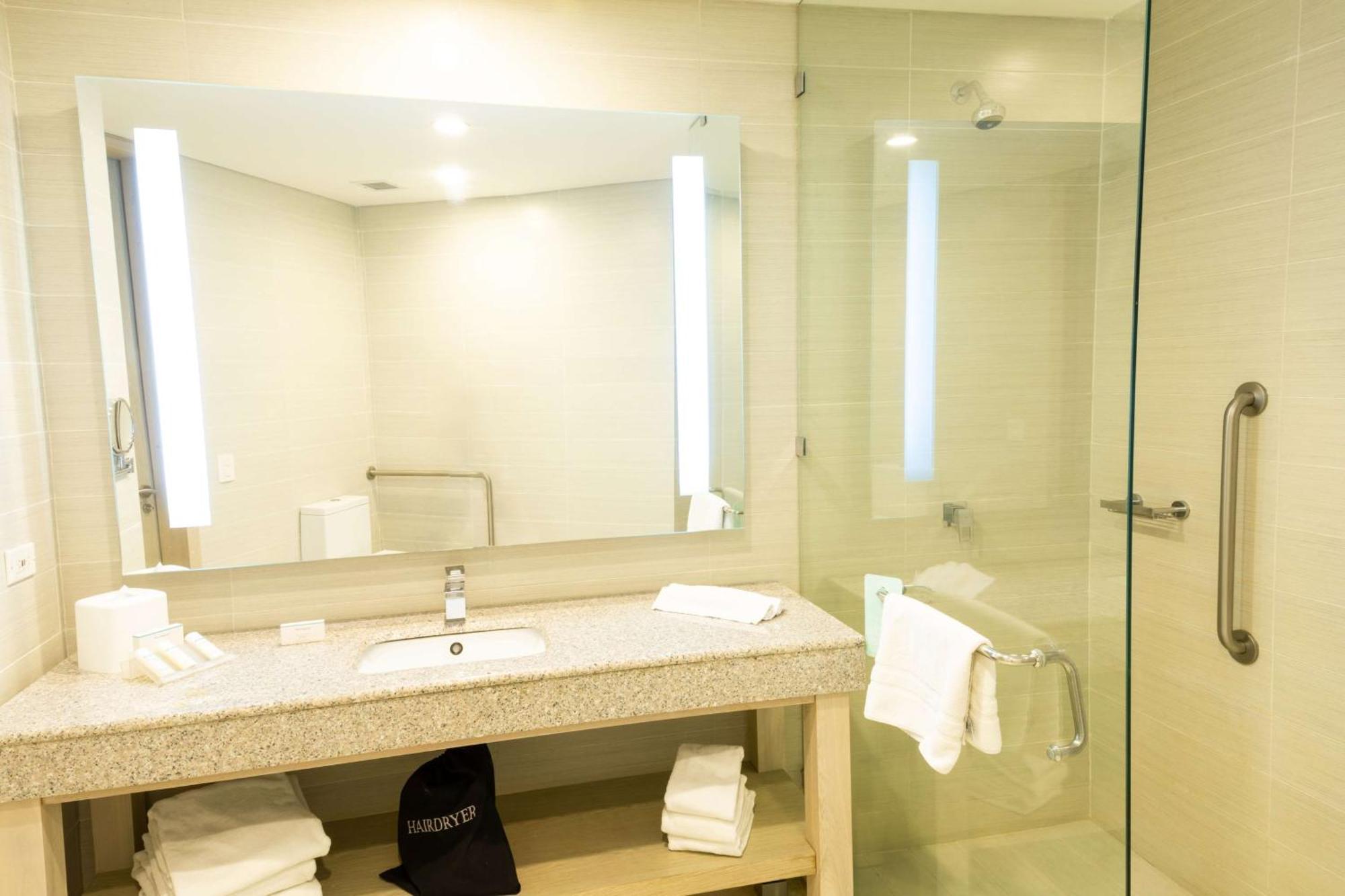 Hilton Garden Inn Barranquilla מראה חיצוני תמונה