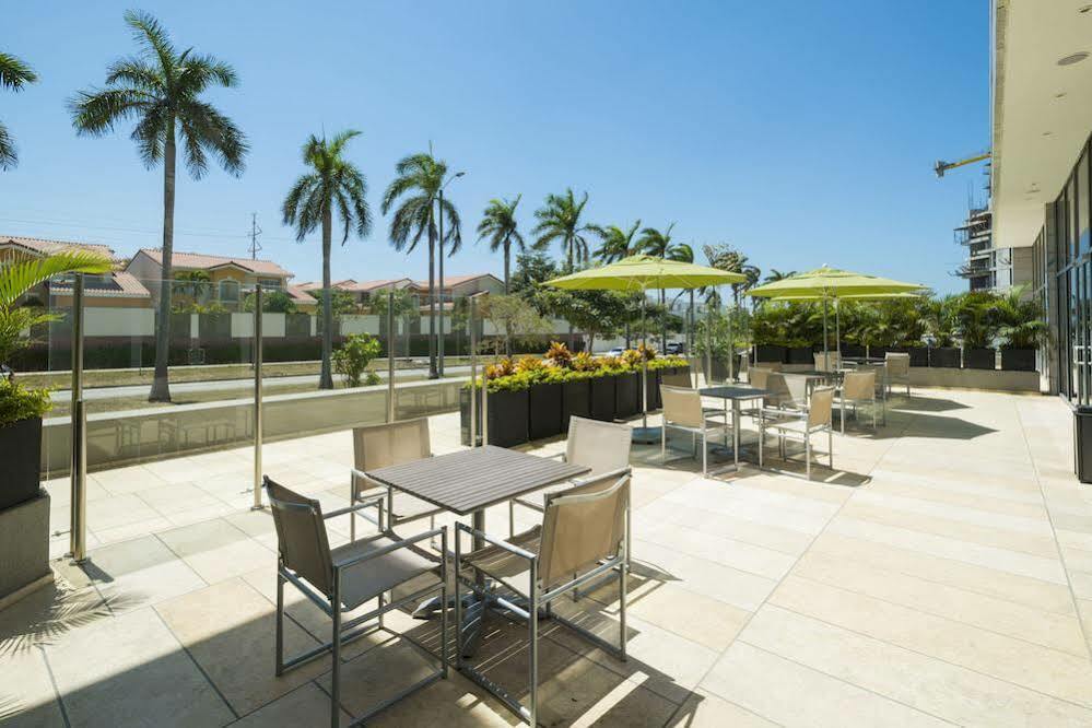 Hilton Garden Inn Barranquilla מראה חיצוני תמונה